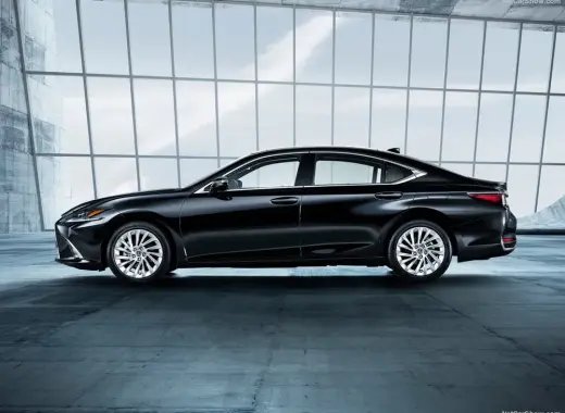 Lexus ES 350 F Sport 2024